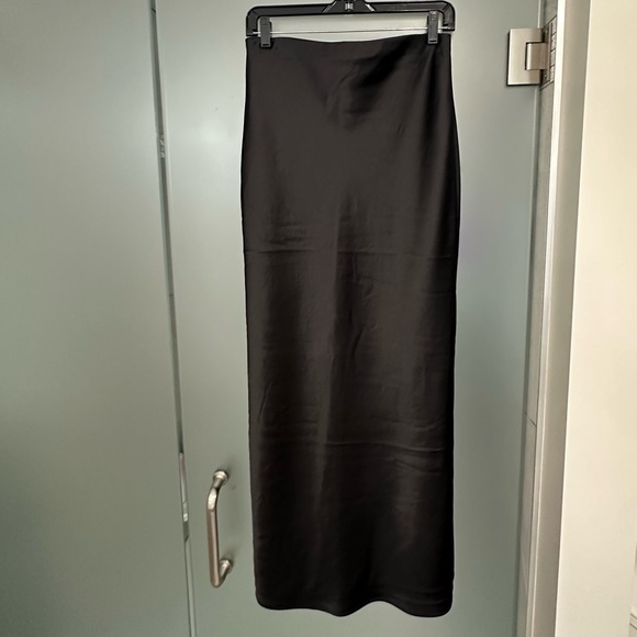 NWT Express- size: small- High-Waisted- Satin Side Slit Maxi Skirt - Picture 3 of 4